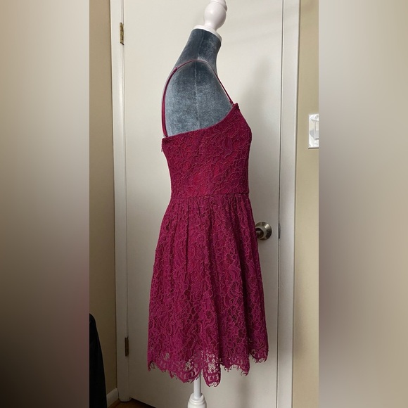 BB Dakota Raspberry Lace Mini Dress Size S/M (see description) - Picture 3 of 8